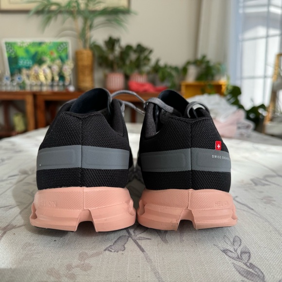 NWT On Running Cloud Flow Rock/Rose 10.5/9.5/10 - Picture 6 of 12